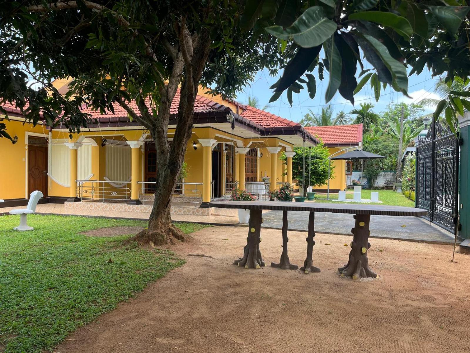 Rehara Villa Marawila Exterior foto